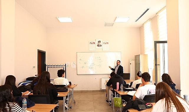 YKS Sınavında "Çankaya Akademi" Öğrencilerden Büyük Başarı YKS Sınavında "Çankaya Akademi" Öğrencilerden Büyük Başarı
