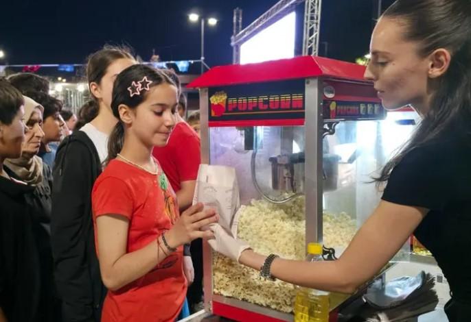 Kocaeli Büyükşehir’den Kitapseverlere Sinema Keyfi Kocaeli Büyükşehir’den Kitapseverlere Sinema Keyfi