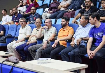Sporun Merkezi Selçuklu'da Masa Tenisi Heyecanı Yaşandı