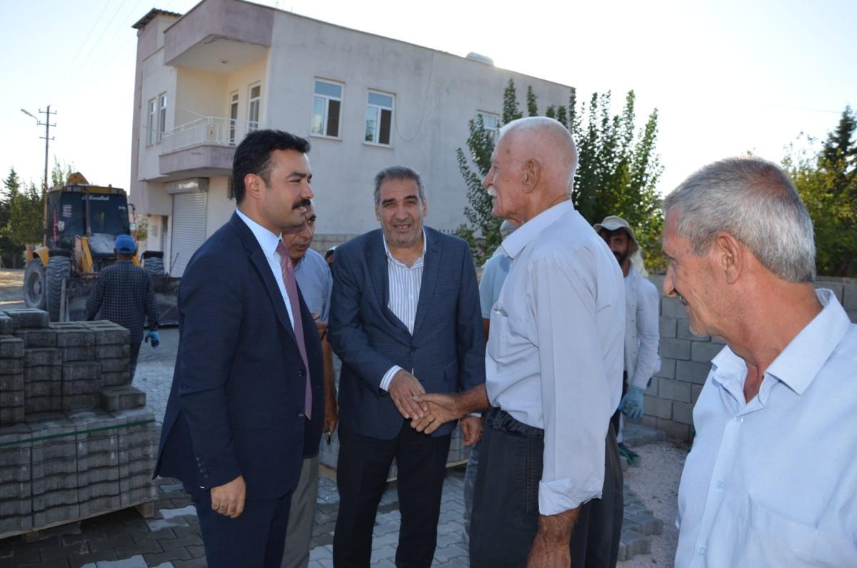 Kaymakam Soysal, Kahta’nın Ortanca Köyü’ndeki çalışmaları yerinde inceledi