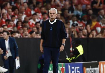 Mourinho dönemi sona erdi, Fenerbahçe hisseleri borsada çıkışa geçti