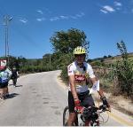Tandem bisikletlerle umuda pedal çevirdiler