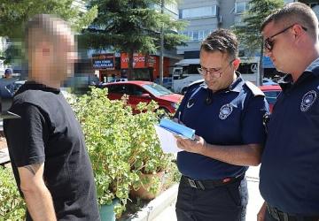 Edremit'te yere çöp ve izmarit atana para cezası dönemi başladı