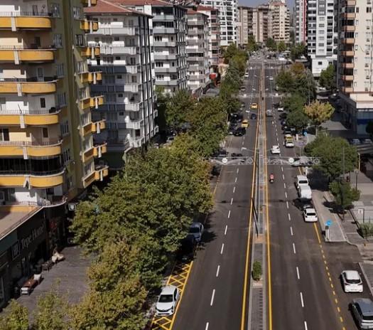 Gaziantep’te Asfalt Çalışmalarında Büyükşehir Seferberliği! Gaziantep’te Asfalt Çalışmalarında Büyükşehir Seferberliği!