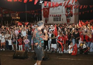 Mudanya, 30 Ağustos'un direniş ruhunu meydanlara taşıdı
