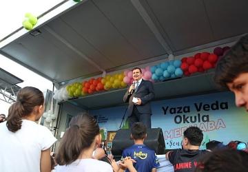 Keçiören'de “Yaza Veda, Okula Merhaba" Şenliği