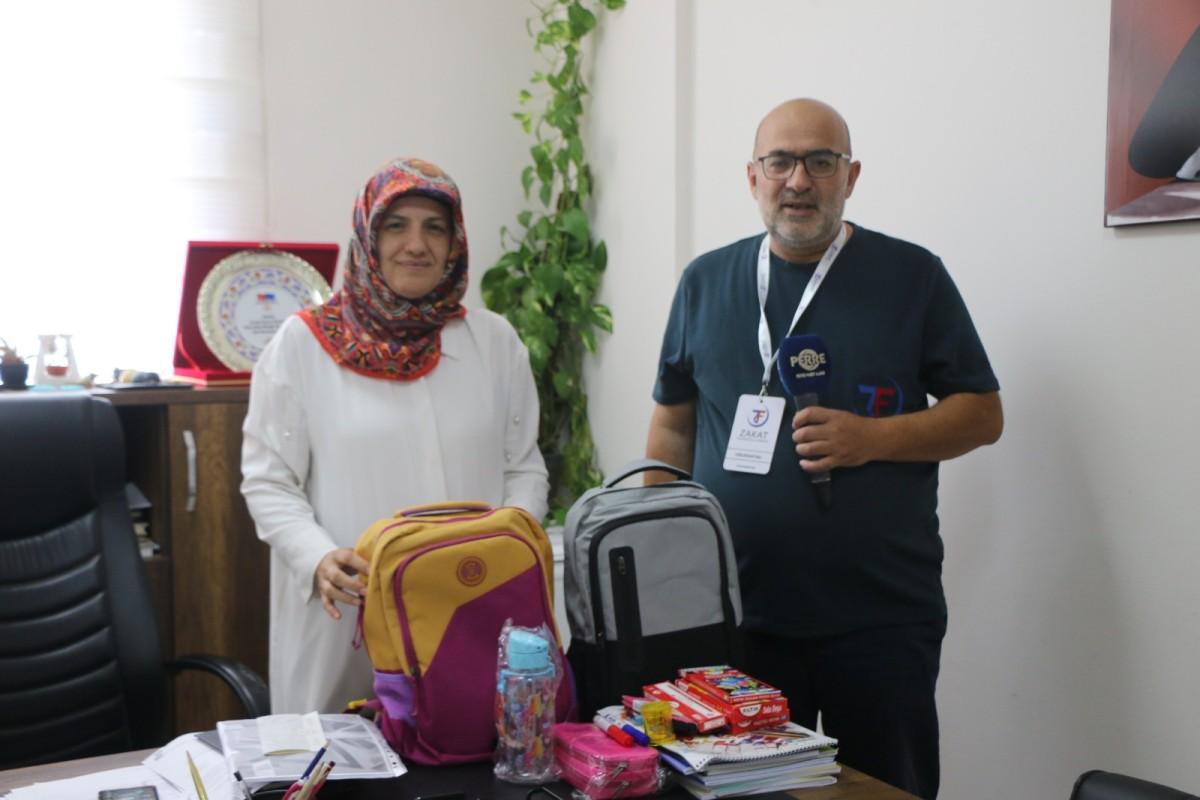 Zekat Foundation of America’dan Adıyaman’daki öğrencilere kırtasiye desteği - Videolu Haber Zekat Foundation of America’dan Adıyaman’daki öğrencilere kırtasiye desteği - Videolu Haber