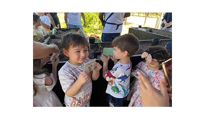 Miniklere doğadan sofraya tarım eğitimi Miniklere doğadan sofraya tarım eğitimi