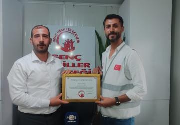 Genç Nesiller Derneği’nden ‘görev ve yetki’ plaketi - Videolu Haber