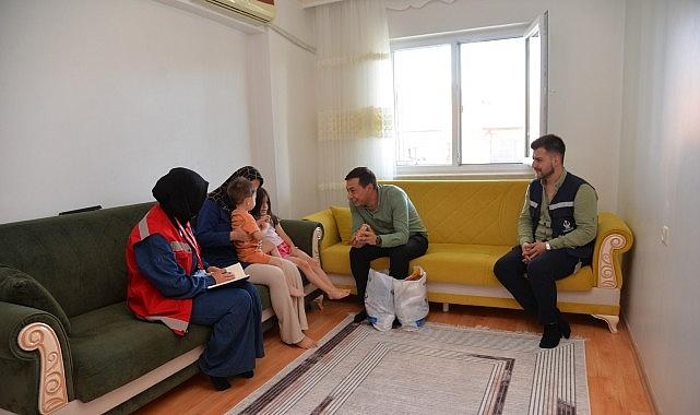 Öksüz ve Yetim Çocukların Yüzleri Güldü Öksüz ve Yetim Çocukların Yüzleri Güldü