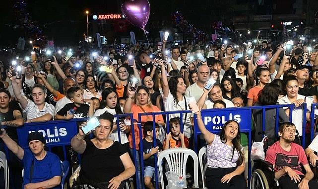 Salihli'de Aslı Güngör'den Unutulmaz Konser