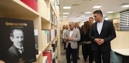 Aliağa Belediyesi'nden Eğitime ve Kültüre Büyük Katkı: Aziz Sancar Kütüphanesi Hizmete Açıldı