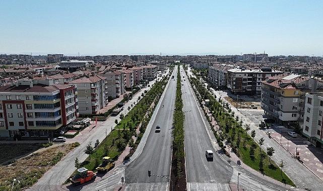 Konya Büyükşehir Ahmet Yesevi Caddesi ve Sakarya Kavşağı'nda Yol Kalitesini Yükseltti