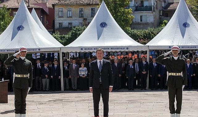 Celal Bayar Kabri Başında Anıldı Celal Bayar Kabri Başında Anıldı