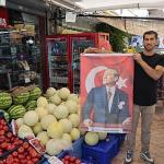 Konak Belediyesi'nden esnafa 30 Ağustos hediyesi