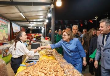 Gazi Şehirliler, Hemşehri Dernekleri Festivali’ne Akın Etti
