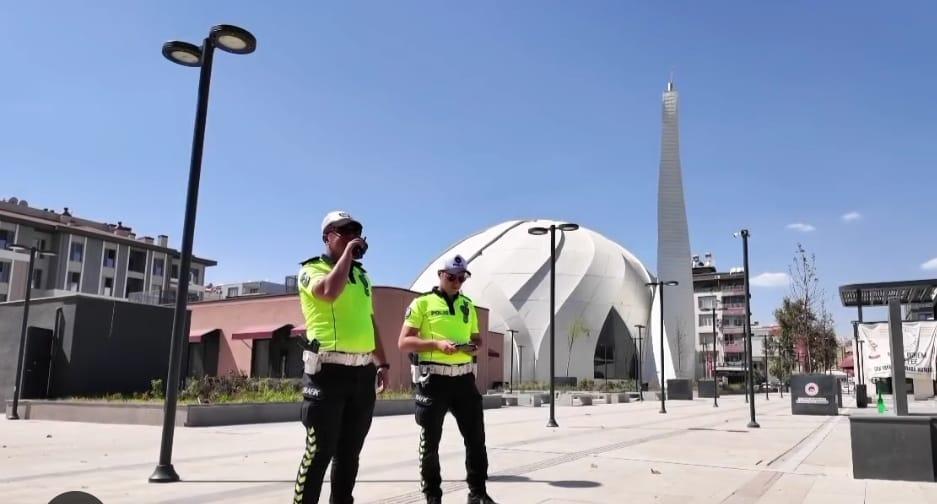 Adıyaman’da, drone destekli trafik denetimi devam ediyor Adıyaman’da, drone destekli trafik denetimi devam ediyor