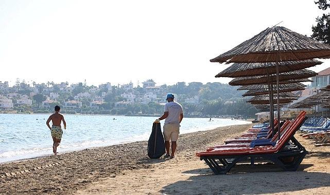 Çeşme Belediyesinden 19 plajda 7/24 temizlik Çeşme Belediyesinden 19 plajda 7/24 temizlik