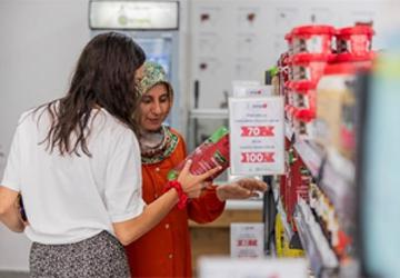 İZMAR 10'uncu mağazaya ulaştı