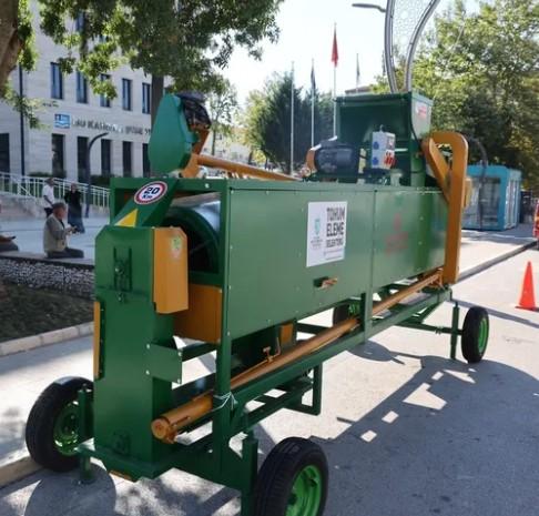 Kocaeli, Kandıralı Çiftçilere Yardım Eli Uzattı Kocaeli, Kandıralı Çiftçilere Yardım Eli Uzattı