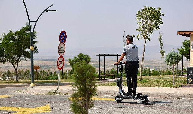 Kahveci Dağı'nda Scooterli Güvenlik Görevlileri