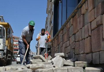 Sokak ve Caddelerde Bakım Onarım Çalışmaları Sürüyor