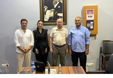 Geleceğin müzisyenleri sokak hayvanları için konser verecek