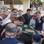 Foça'nın efsane başkanının oğlu son yolculuğuna uğurlandı