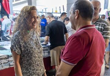 Başkan Ünsal'dan pazar yeri ziyareti