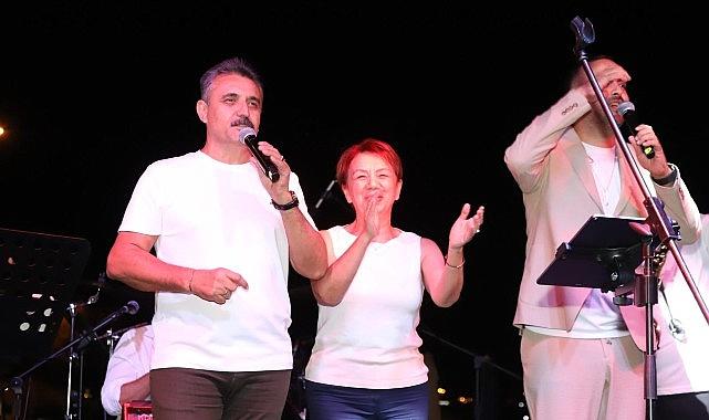Çandarlı, unutulmaz bir akşam yaşadı Çandarlı, unutulmaz bir akşam yaşadı
