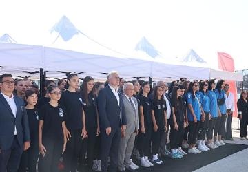 Voleybolcu Lopez vefatının 1. yıl dönümünde anıldı