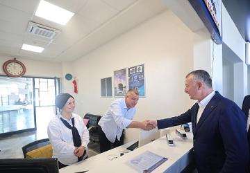 Başkan Büyükakın; “Her hizmetimizde halka saygı vardır"