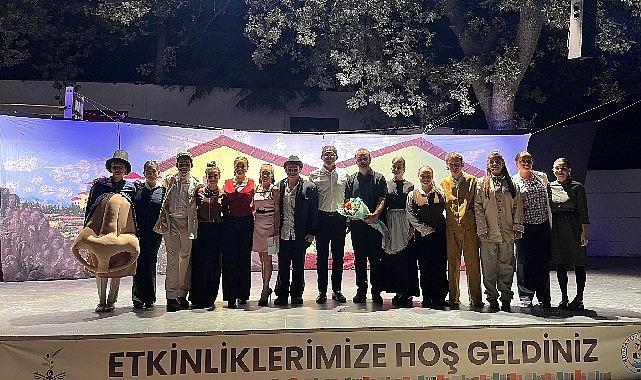 6. Burhaniye Kitap Fuarı'nda dolu dolu dördüncü gün 6. Burhaniye Kitap Fuarı'nda dolu dolu dördüncü gün