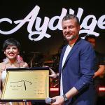 Buca'da Zafer Bayramı coşkusu Aydilge konseri ile taçlandı
