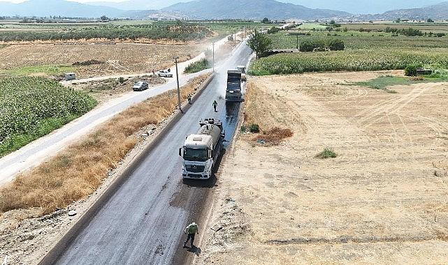 Başkan Çerçioğlu'ndan Çine'ye yol yatırımı: Ulaşım hem daha güvenli hem daha konforlu Başkan Çerçioğlu'ndan Çine'ye yol yatırımı: Ulaşım hem daha güvenli hem daha konforlu