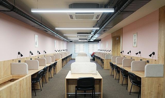 Üsküdar'da “Sabiha Gürayman Etüt Merkezi ve Kütüphanesi" Açıldı