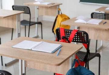 Adıyaman’da ‘Boş Sıralar’ Etkinliği: Gazze’de Okula Gidemeyen Çocuklara Farkındalık
