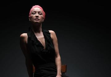 Elçin'den ilk tekli: İyileşmedim