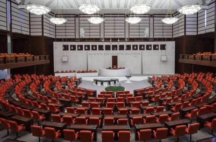 200’ün Üzerinde Eski Siyasetçiden Yeni Anayasa Çağrısı 200’ün Üzerinde Eski Siyasetçiden Yeni Anayasa Çağrısı