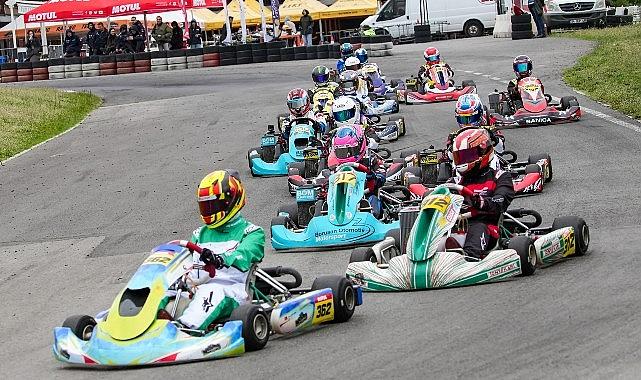 Karting Heyecanı Tuzla'da Devam Ediyor