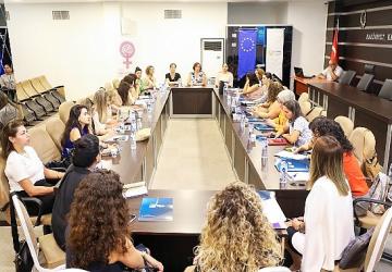 Kadına Şiddete Karşı Narlıdere'de Dayanışma Buluşması