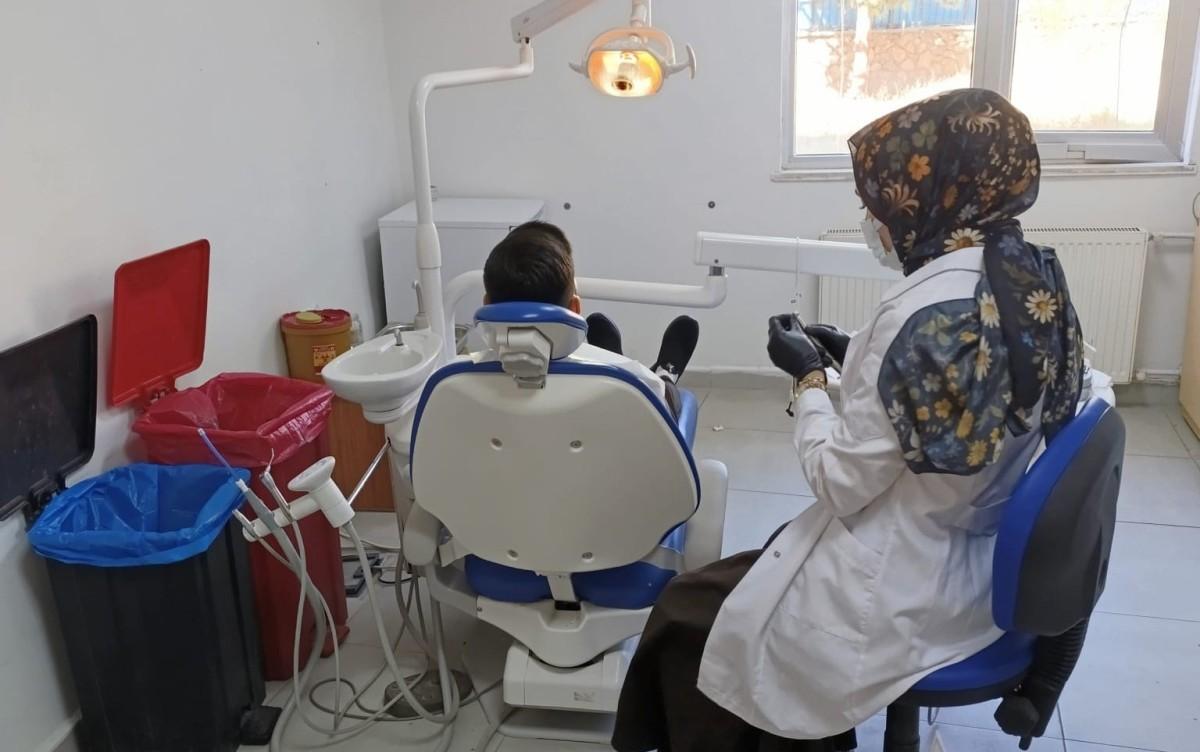 Kahta Ağız ve Diş Sağlığı Merkezi’nde gece mesaisi uygulaması başladı Kahta Ağız ve Diş Sağlığı Merkezi’nde gece mesaisi uygulaması başladı