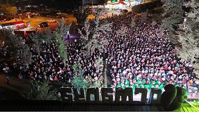 Ormanya gece sineması 5 bin katılımcıyla rekor kırdı Ormanya gece sineması 5 bin katılımcıyla rekor kırdı