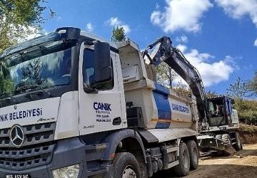 Canik'te Ulaşım Atağı Hız Kesmeden Devam Ediyor