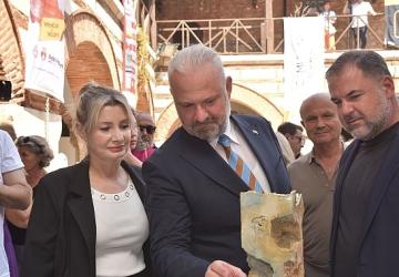 Menemen'de festival coşkusu “Hemhal" ile başladı