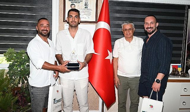 Başkan Topaloğlu'na teşekkür ziyareti