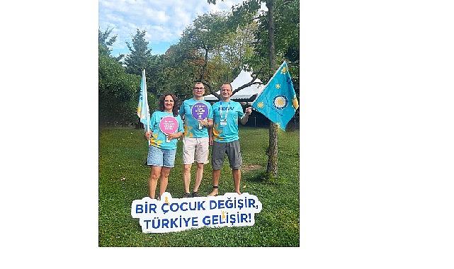 Yüzücüler kulaçlarını TEGV'li çocuklara eğitim desteği için attı Yüzücüler kulaçlarını TEGV'li çocuklara eğitim desteği için attı