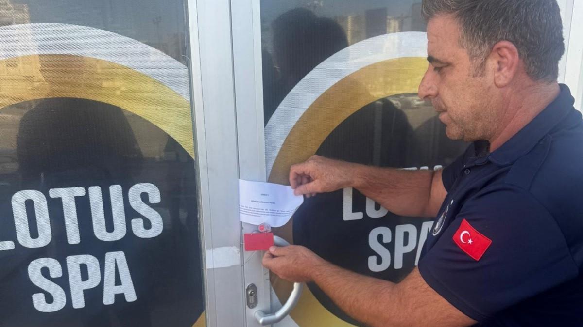 Kahta’da ruhsatsız güzellik merkezi ve masaj salonu mühürlendi Kahta’da ruhsatsız güzellik merkezi ve masaj salonu mühürlendi