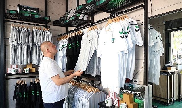 Yeşil-Siyah sevda, Kocaeli Büyükşehir'le her yerde Yeşil-Siyah sevda, Kocaeli Büyükşehir'le her yerde