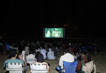 İnegöl'de Açık Hava Sineması Etkinliği Düzenlendi